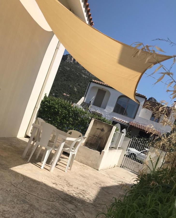 Appartamenti Le Mimose Santa Maria Navarrese Bagian luar foto